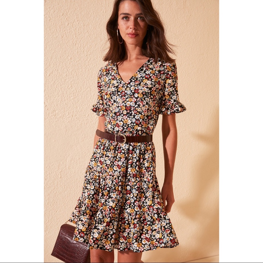 Woman’s Fit and Flare Floral Mini Dress - Picture 5 of 5